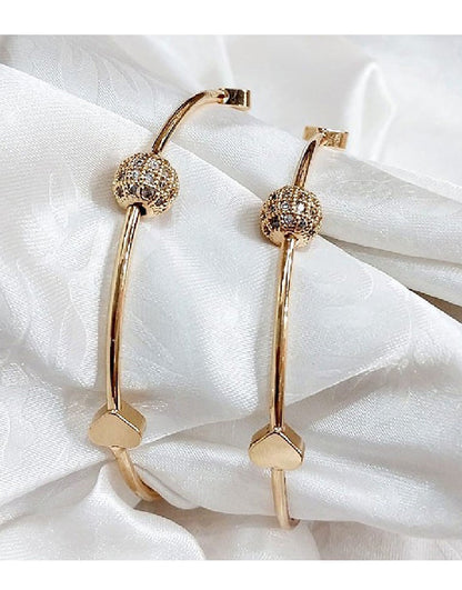 Pair of Adjustable Golden Bracelet Kara for Women